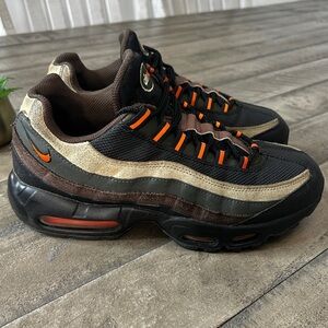 Nike Air Max 95 'Dark Army' Men’s Sneakers Size 8
